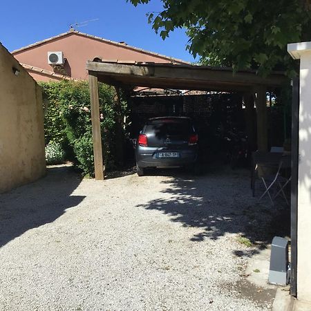 Une Chambre En Ville LʼIsle-sur-la-Sorgue 외부 사진